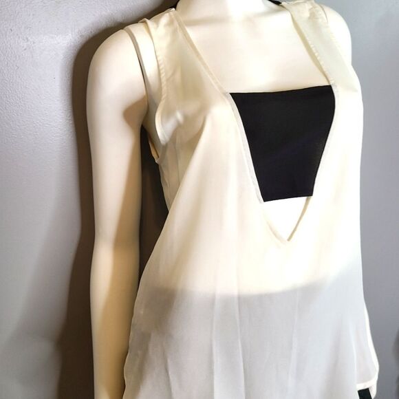 BCBGENERATION Top Blouse Colorblock Blouse sz Medium - Picture 9 of 10